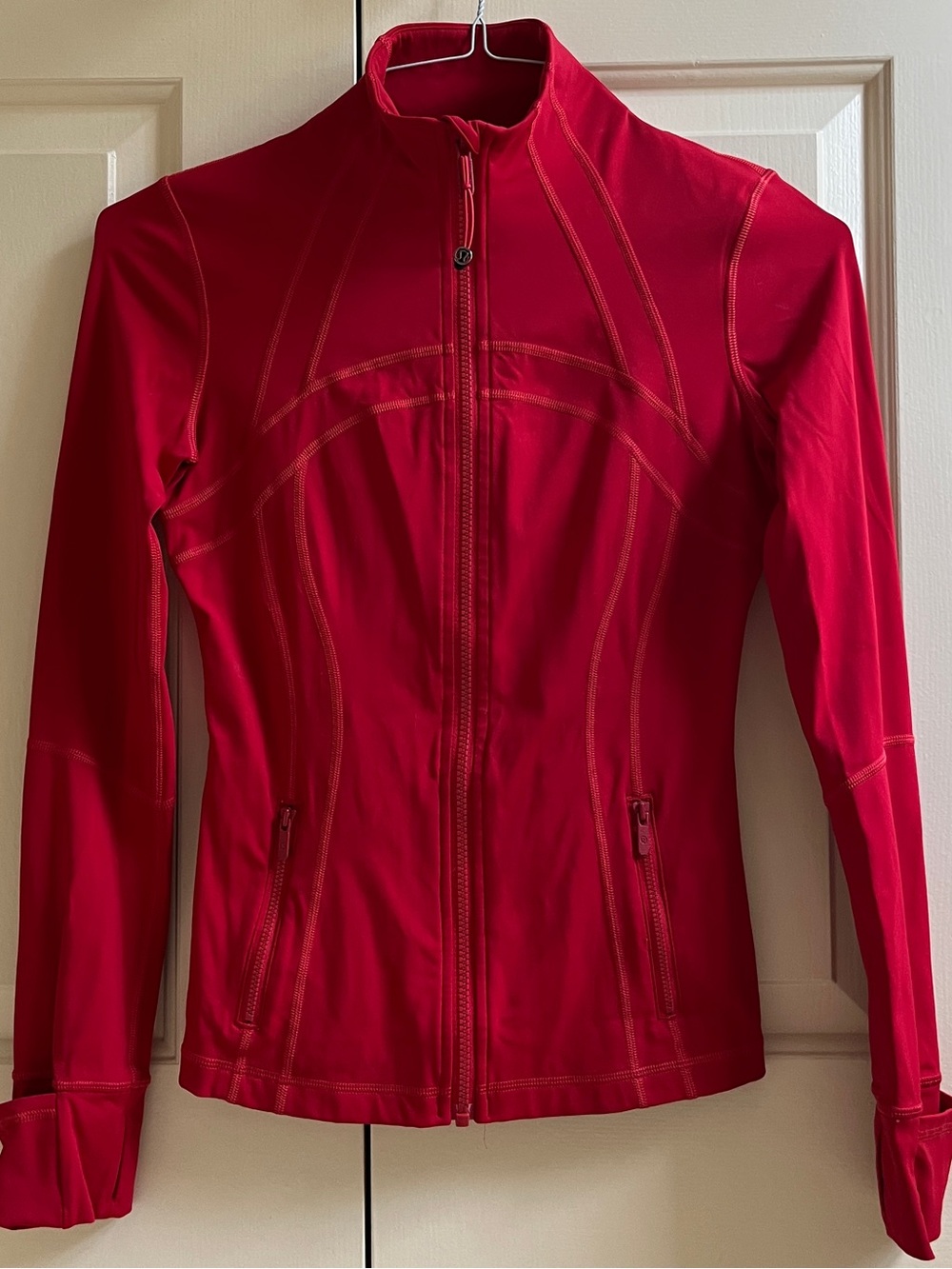 🍒LULULEMON sz 4 DEFINE Jacket TRUE RED Full-Length *NULU ~ HTF COLOR!
